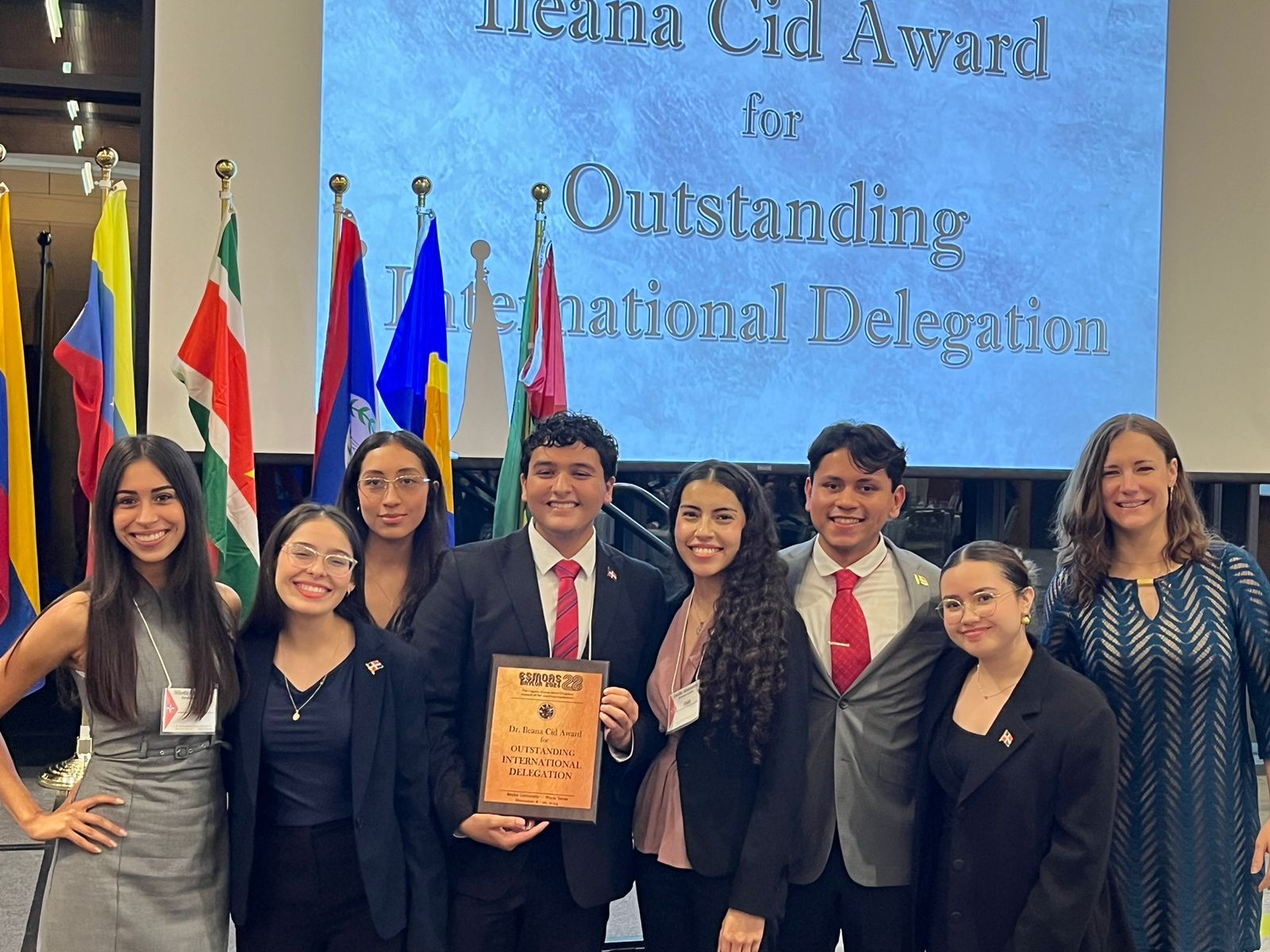 Estudiantes participan en el Modelo de la OEA de la Universidad de Baylor, en Texas.